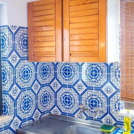 A02 - Dona Ana 1 Bed * Lagos